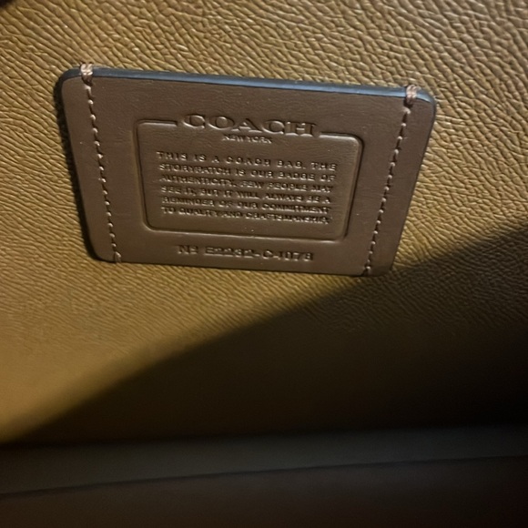 Coach Tote Bag - Picture 3 of 7